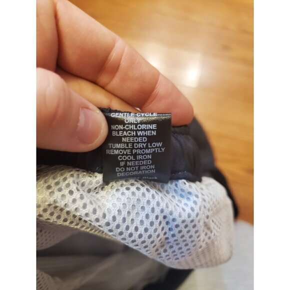 Fashion Nova Swimtrunks Men's Size M Black Red Sinner Crucifix's Mesh Lining NWT - Picture 9 of 11